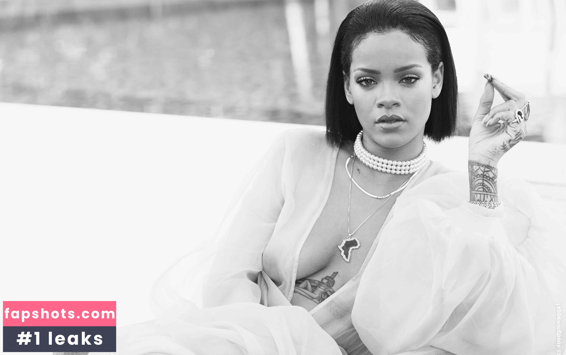 Rihanna Nahé úniky fotek pouze od fanoušků #4336 - Fapshots