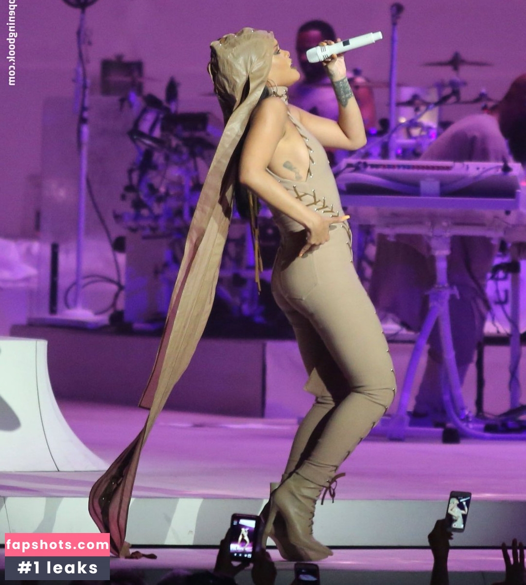 Rihanna Nahé úniky fotek pouze od fanoušků #4364 - Fapshots