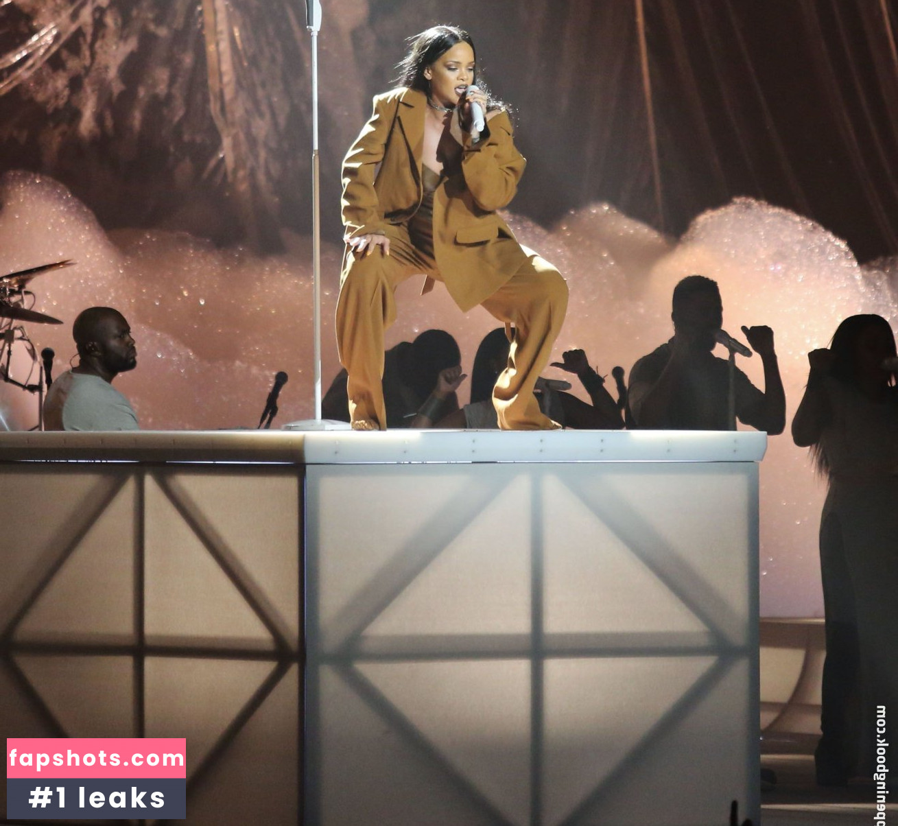 Rihanna Nahé úniky fotek pouze od fanoušků #4369 - Fapshots