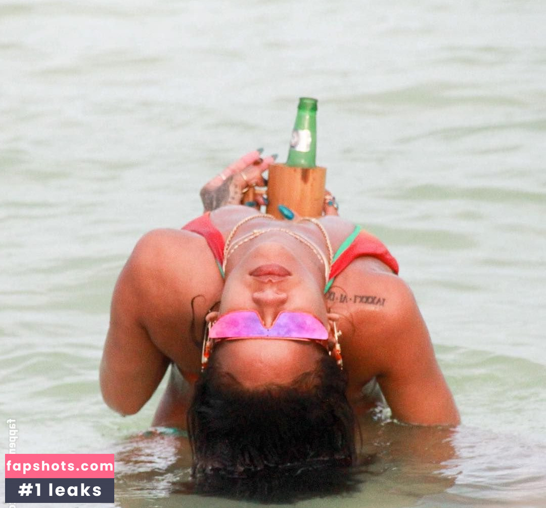 Rihanna Nahé úniky fotek pouze od fanoušků #4436 - Fapshots