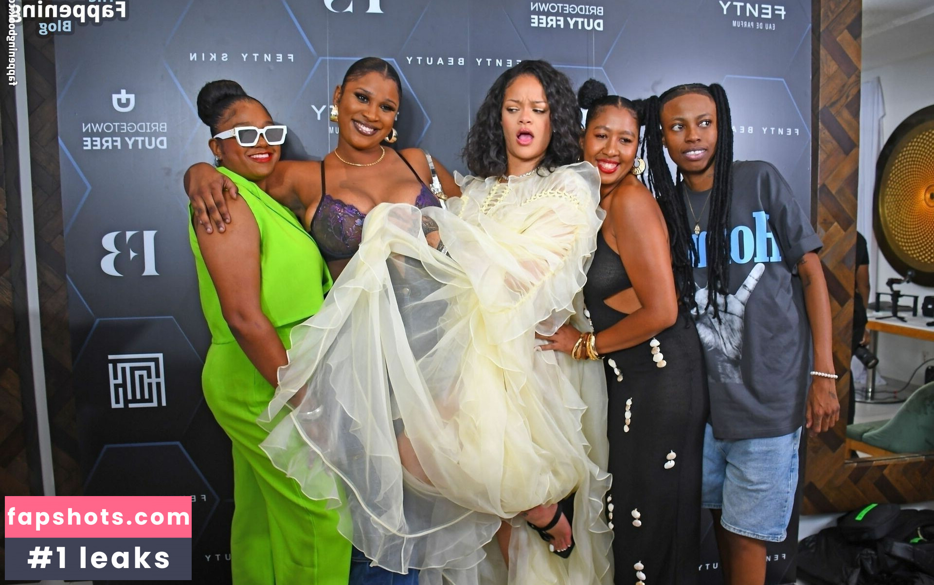 Rihanna Nacktheit OnlyFans Fotos #450 - Fapshots