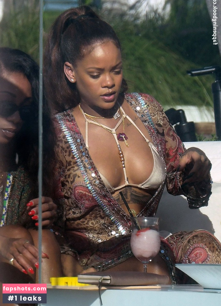 Rihanna Nahé úniky fotek pouze od fanoušků #4614 - Fapshots