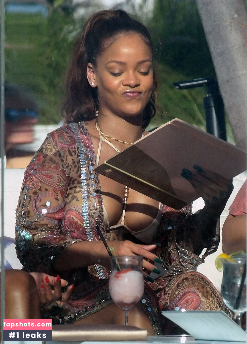 Rihanna Nahé úniky fotek pouze od fanoušků #4623 - Fapshots