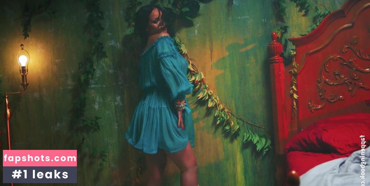 Rihanna gallery photo #4646