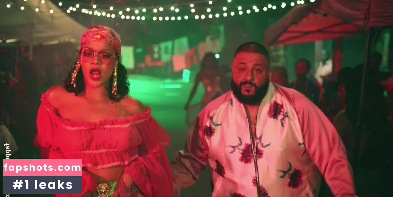 Rihanna gallery photo #4649