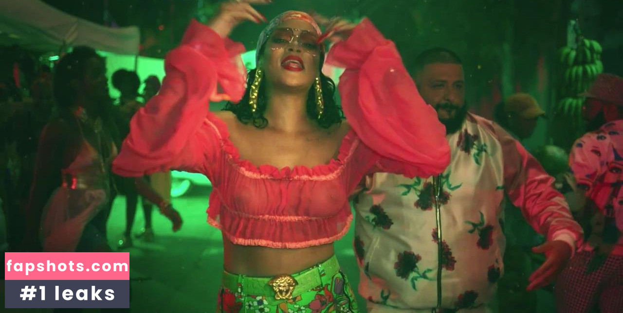 Rihanna gallery photo #4650