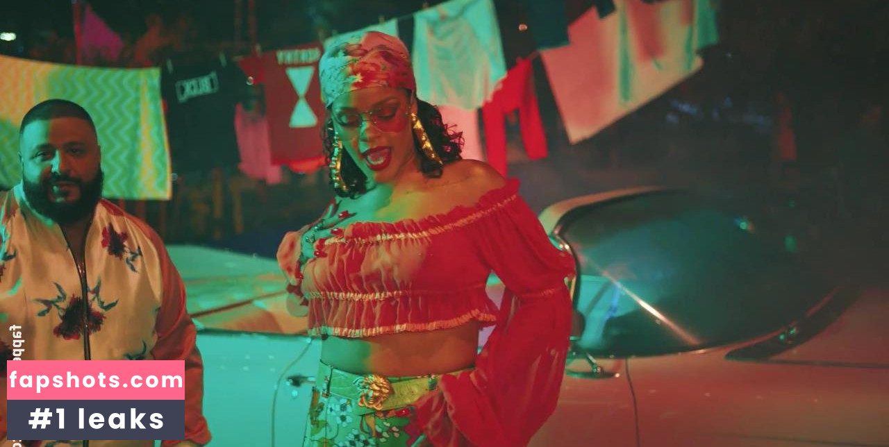 Rihanna gallery photo #4652