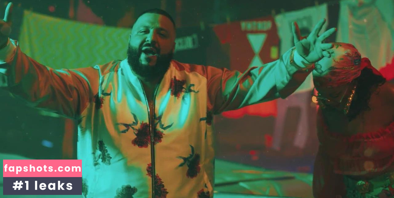 Rihanna gallery photo #4655