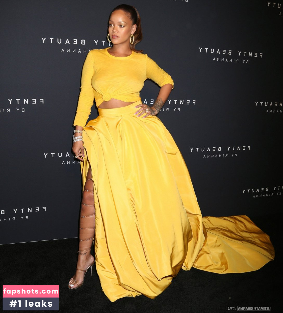 Rihanna gallery photo #4694