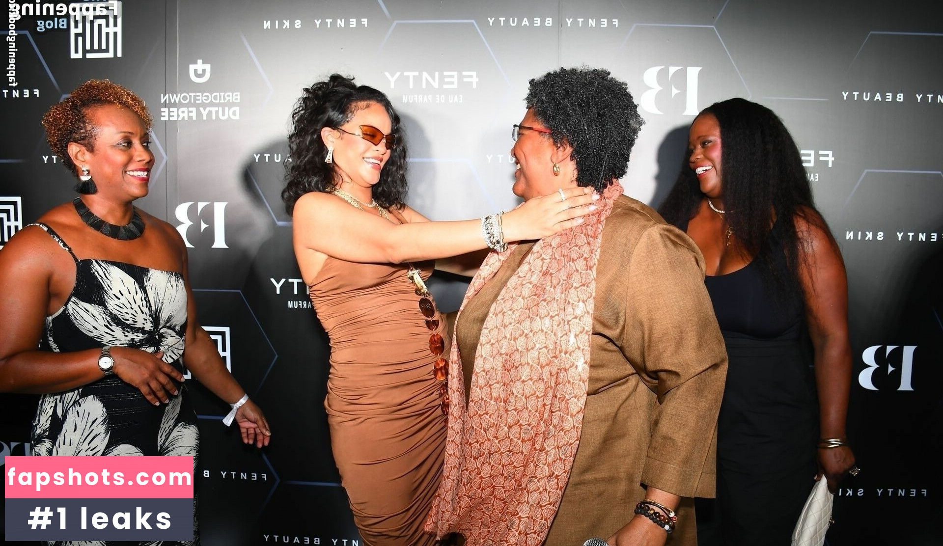 Rihanna Nacktheit OnlyFans Fotos #475 - Fapshots