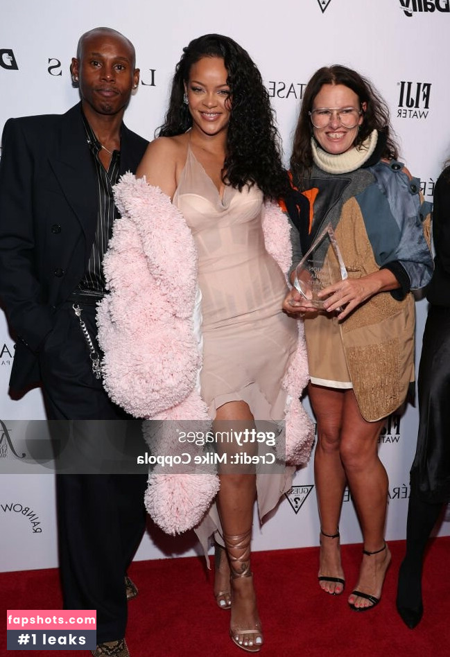 Rihanna Nacktheit OnlyFans Fotos #537 - Fapshots