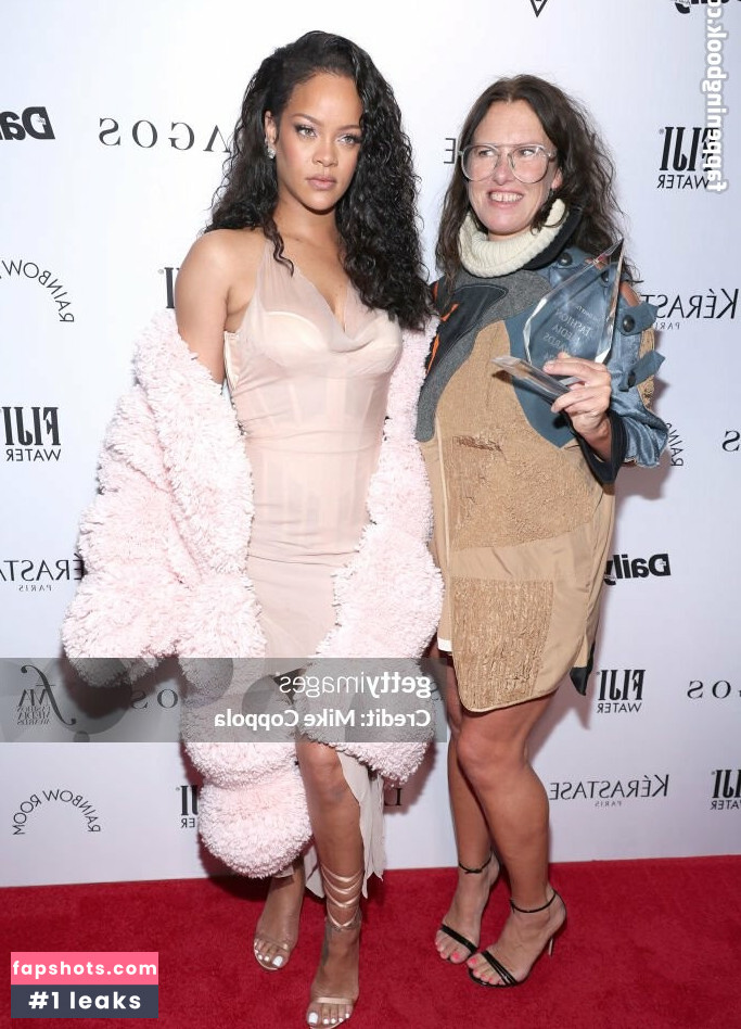 Rihanna Nacktheit OnlyFans Fotos #542 - Fapshots