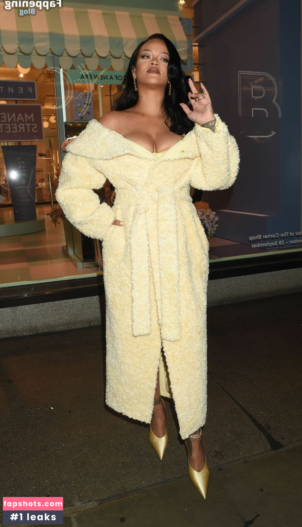 Rihanna Nacktheit OnlyFans Fotos #705 - Fapshots