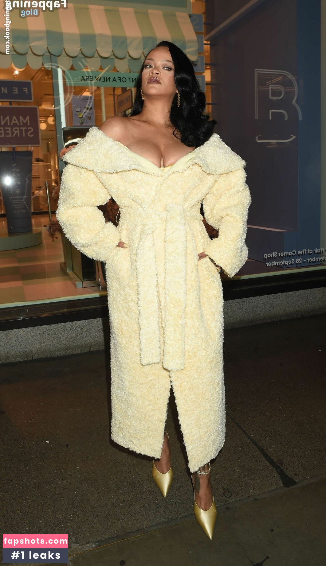 Rihanna Nacktheit OnlyFans Fotos #708 - Fapshots