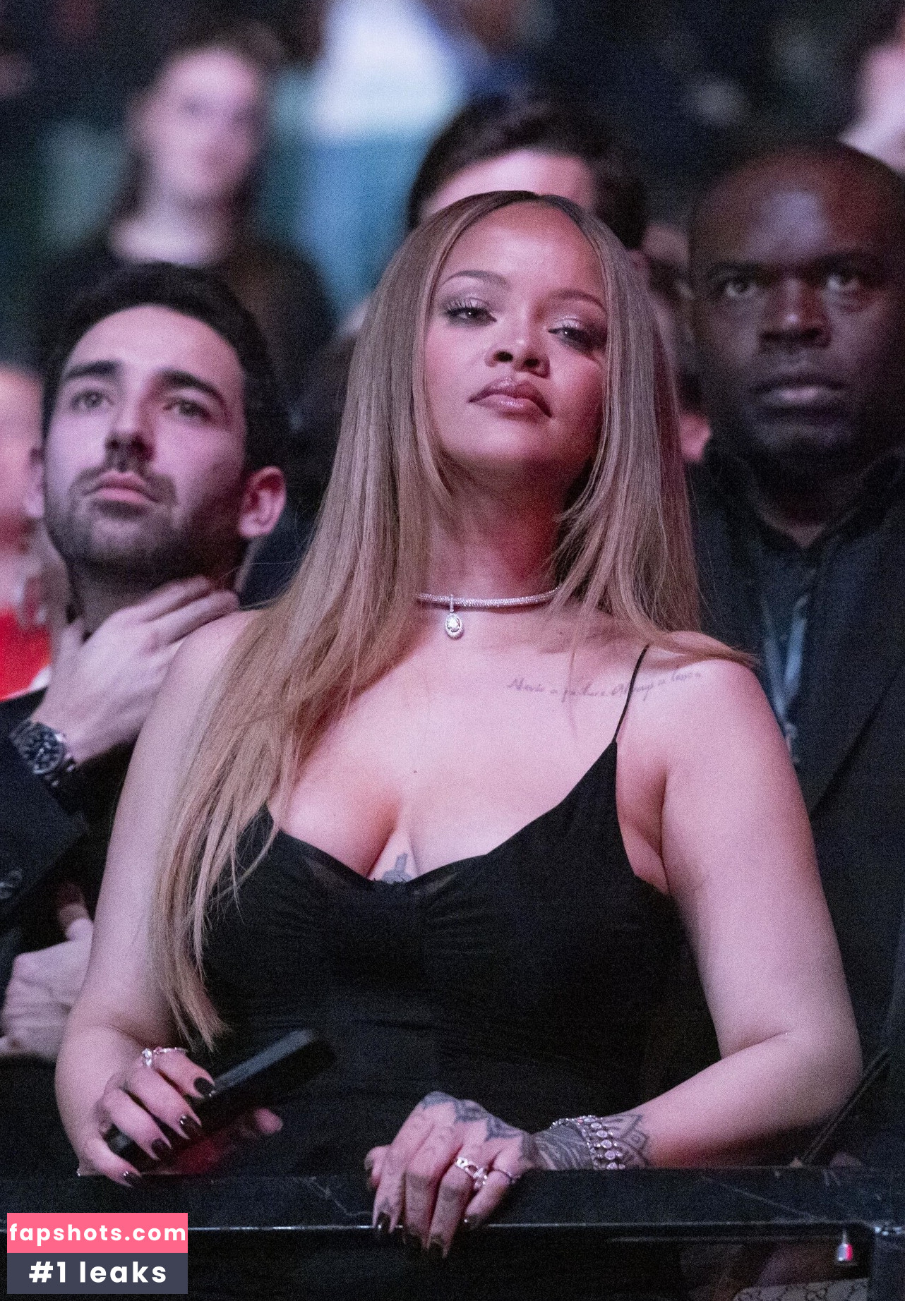 Rihanna Nacktheit OnlyFans Fotos #738 - Fapshots