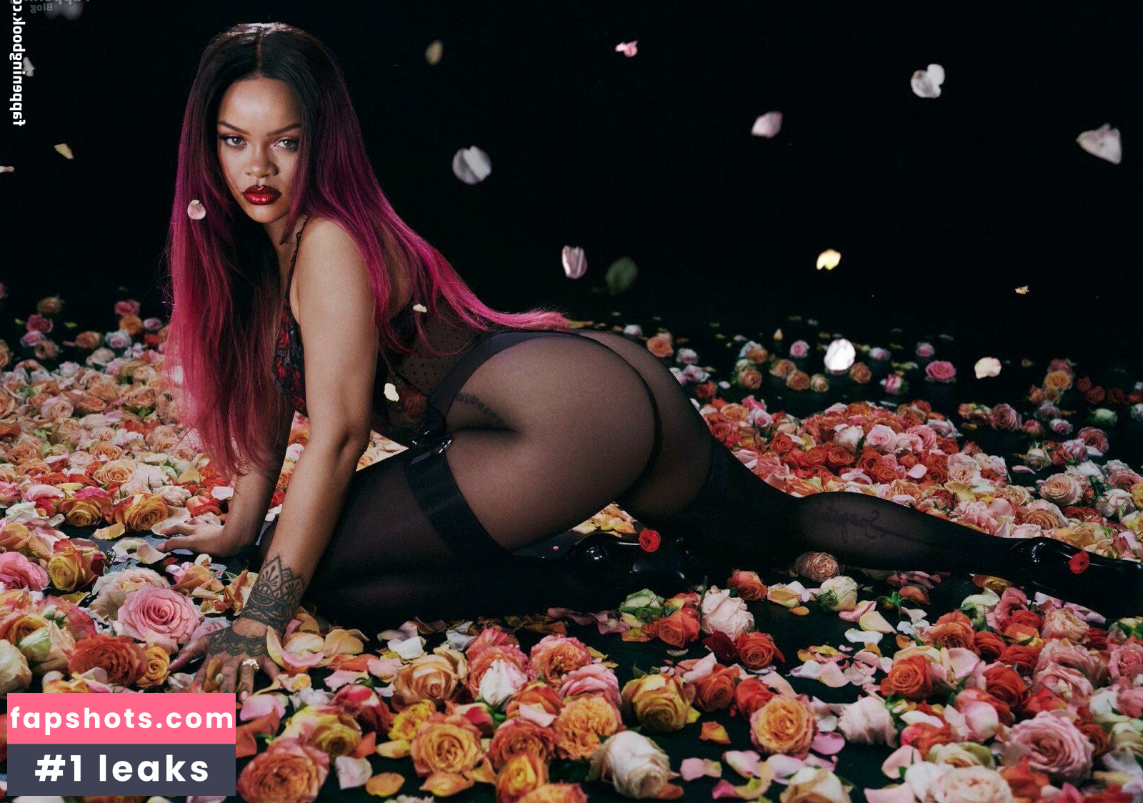 Rihanna gallery photo #91