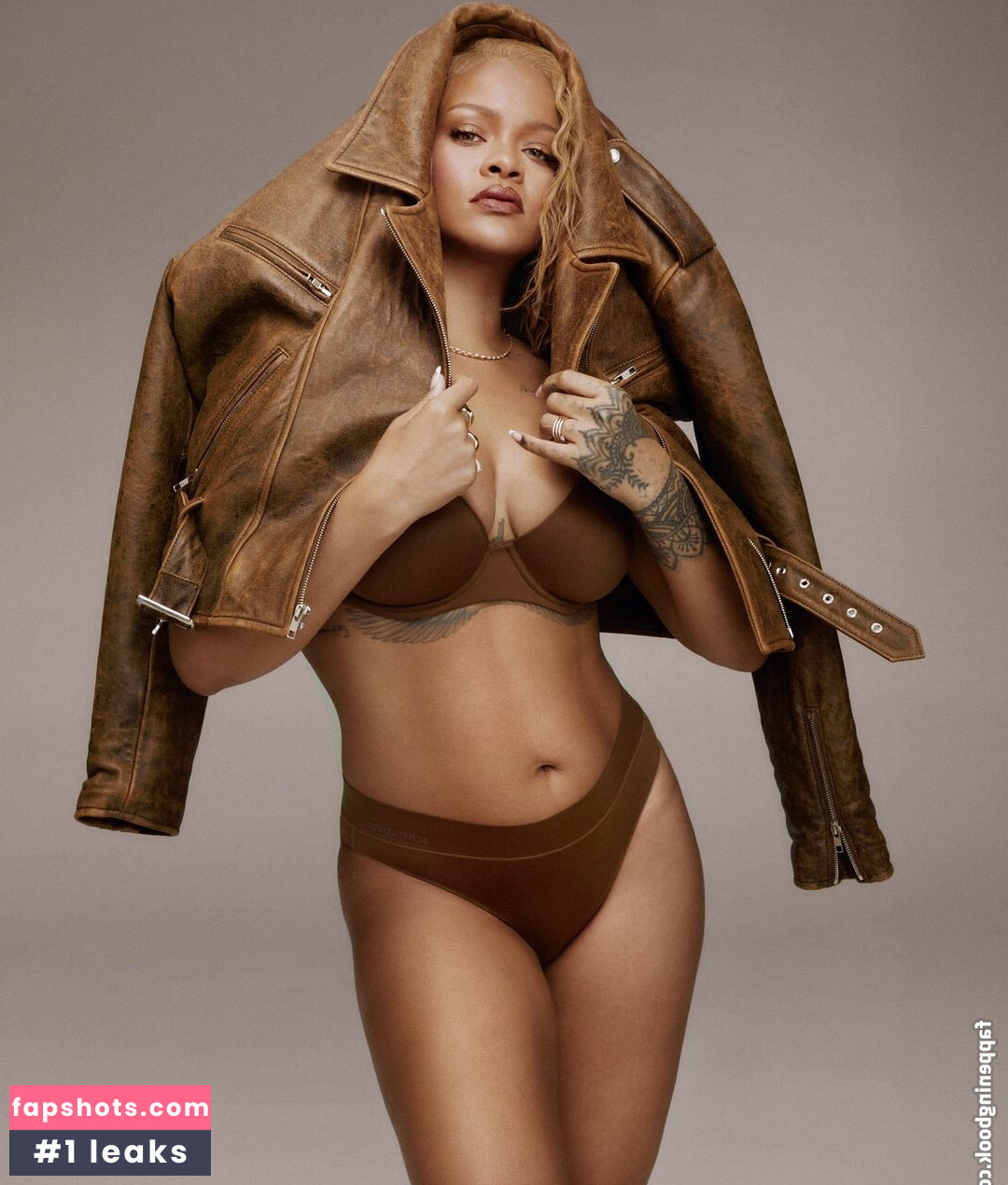 Rihanna Nacktheit OnlyFans Fotos #919 - Fapshots