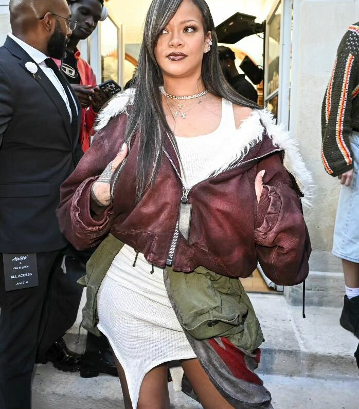 rihanna gallery photo #1003