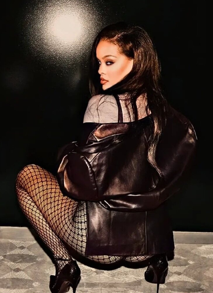 rihanna gallery photo #1032