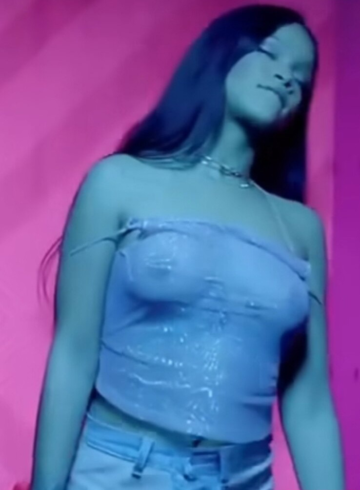 rihanna gallery photo #1056