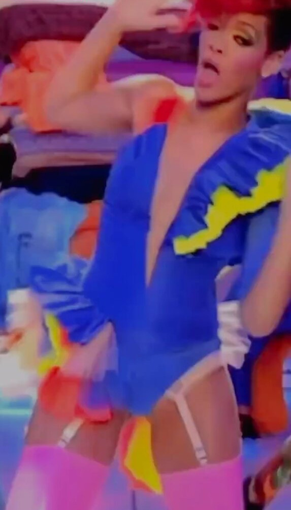 rihanna gallery photo #1062