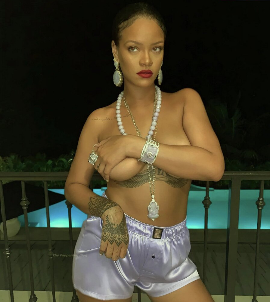 rihanna gallery photo #1130