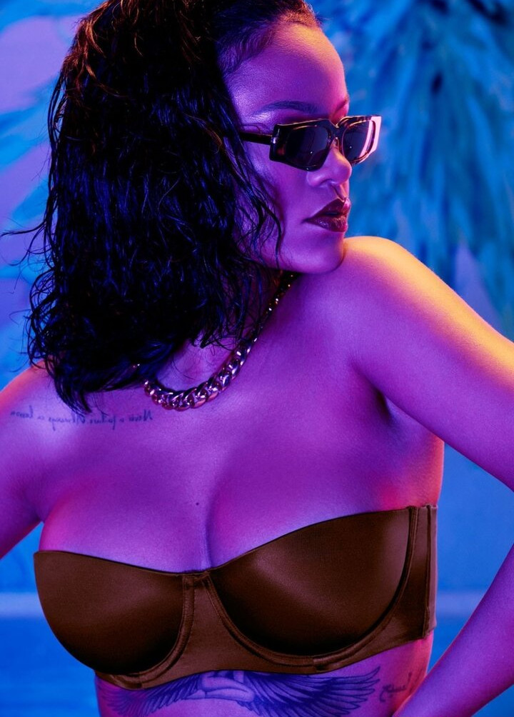 rihanna gallery photo #1144