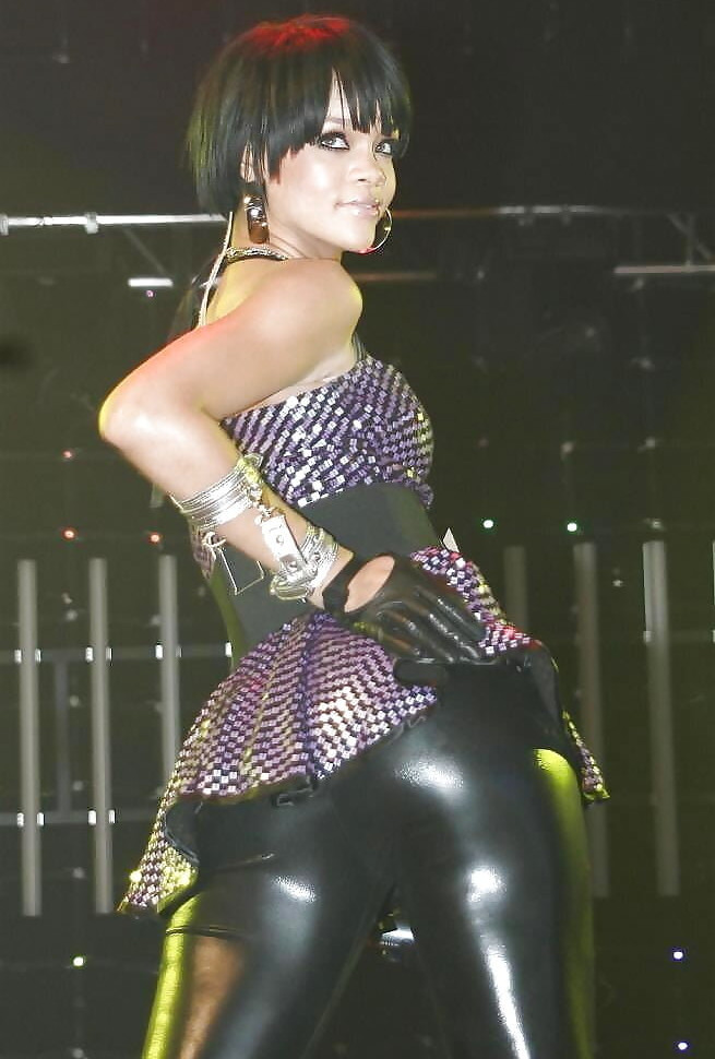 rihanna gallery photo #1211