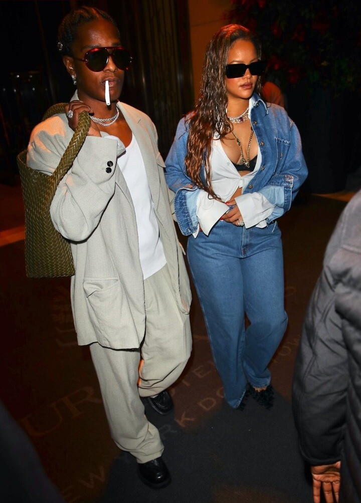 rihanna gallery photo #1217