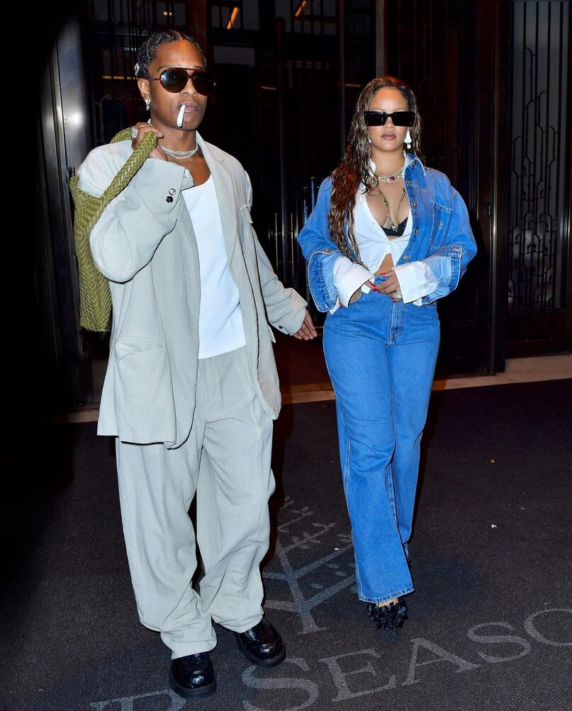 rihanna gallery photo #1221