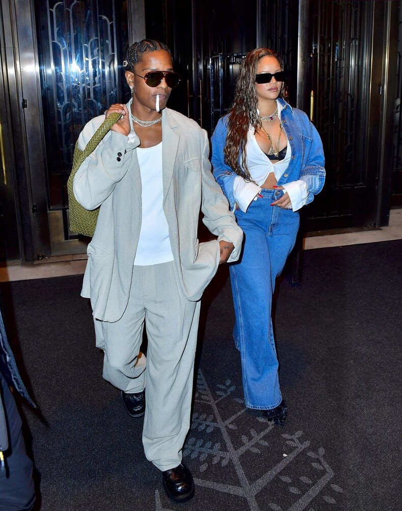 rihanna gallery photo #1223