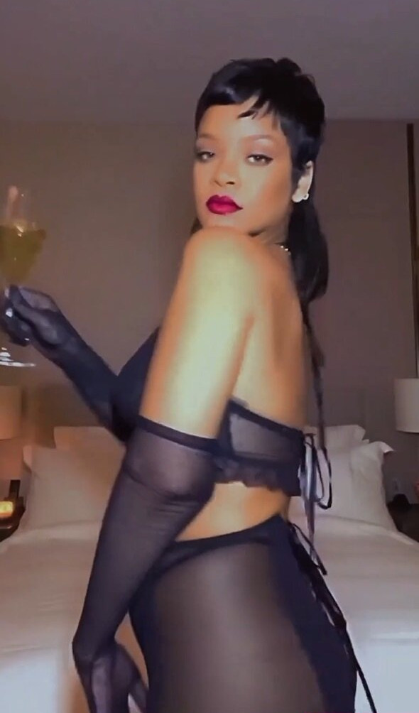 rihanna gallery photo #1230