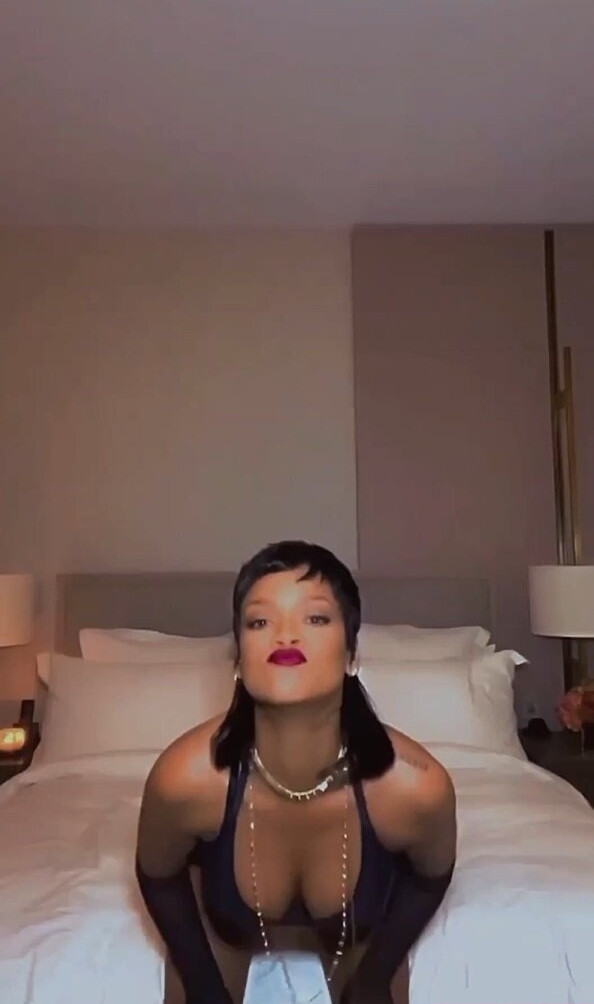 rihanna gallery photo #1231