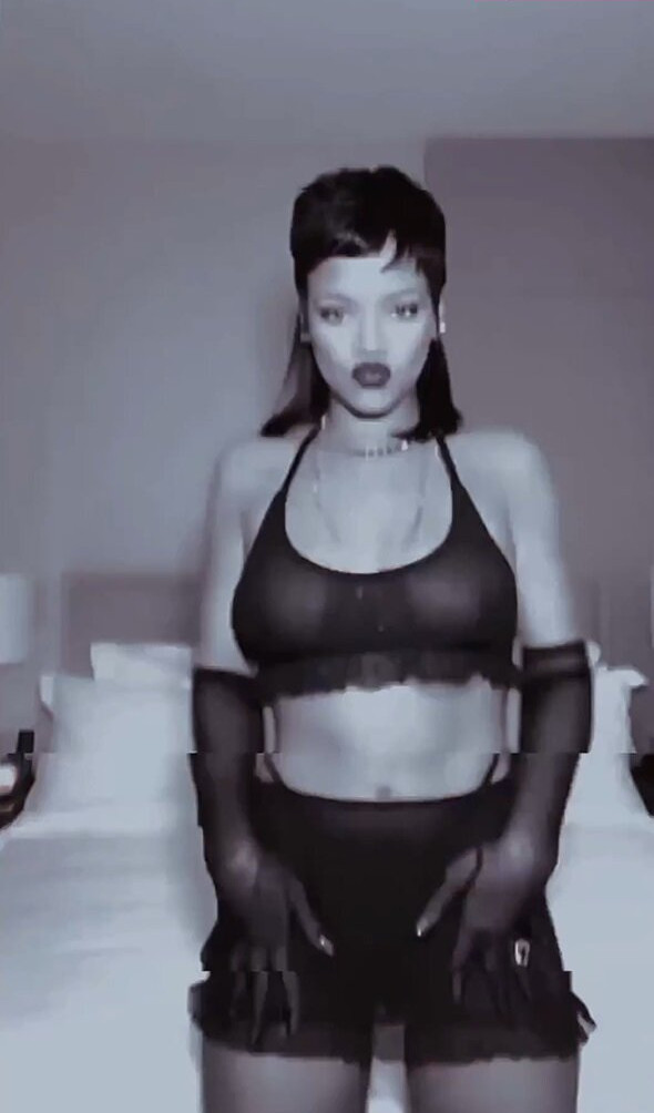 rihanna gallery photo #1236