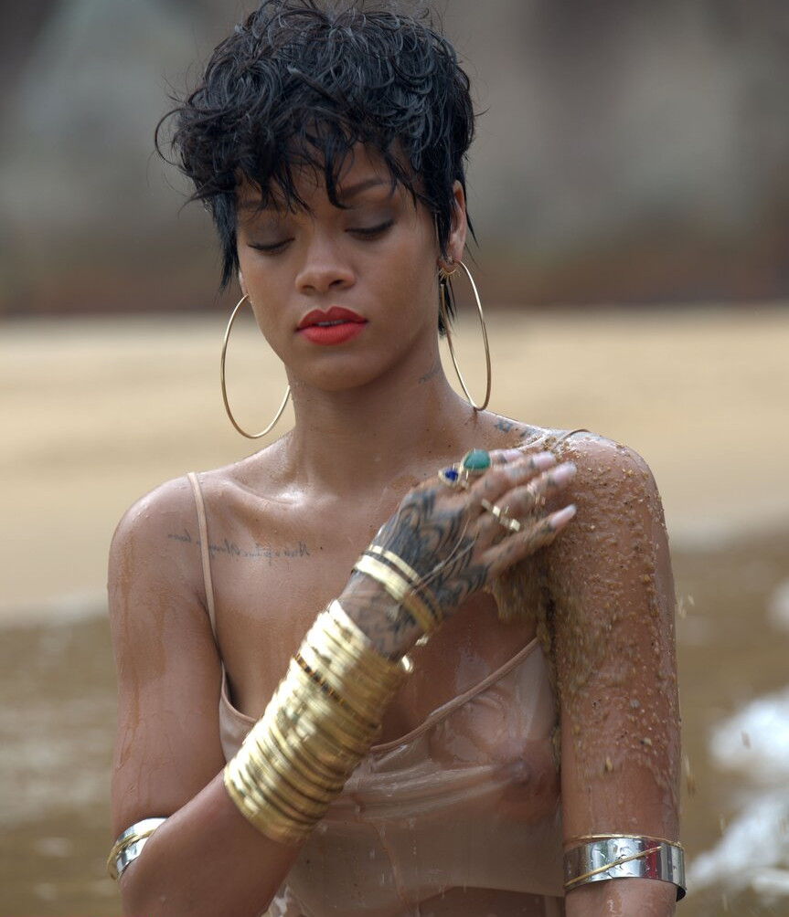 rihanna gallery photo #1240