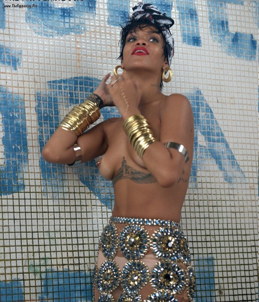 rihanna gallery photo #1248
