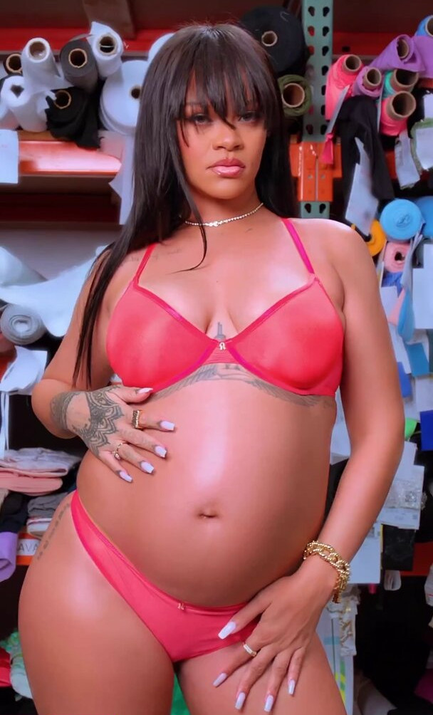 rihanna gallery photo #1318