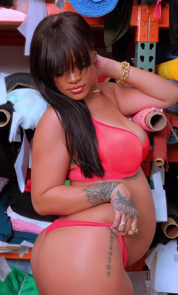 rihanna gallery photo #1336