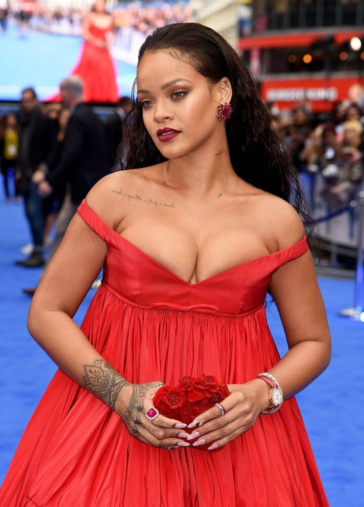 rihanna gallery photo #1361