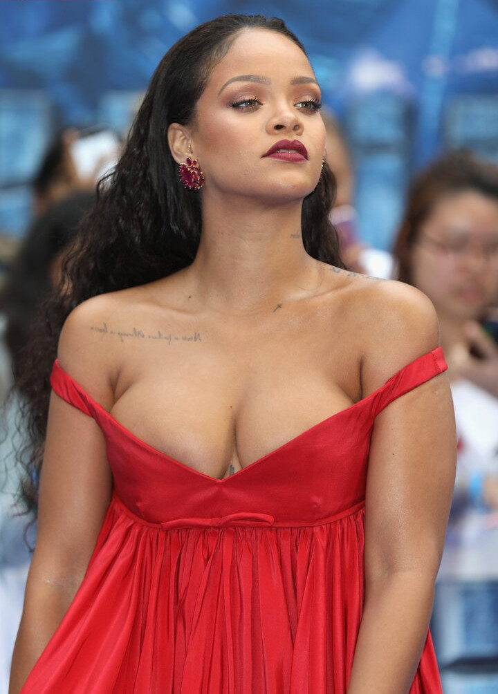 rihanna gallery photo #1366