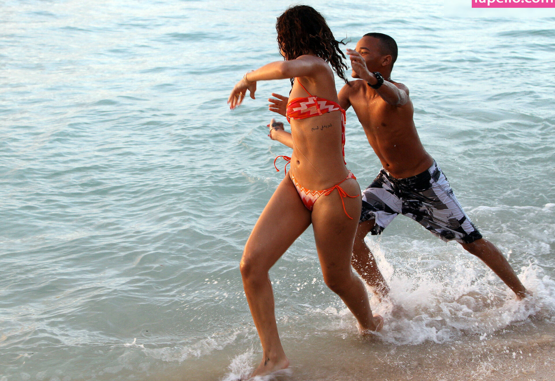 rihanna gallery photo #1392