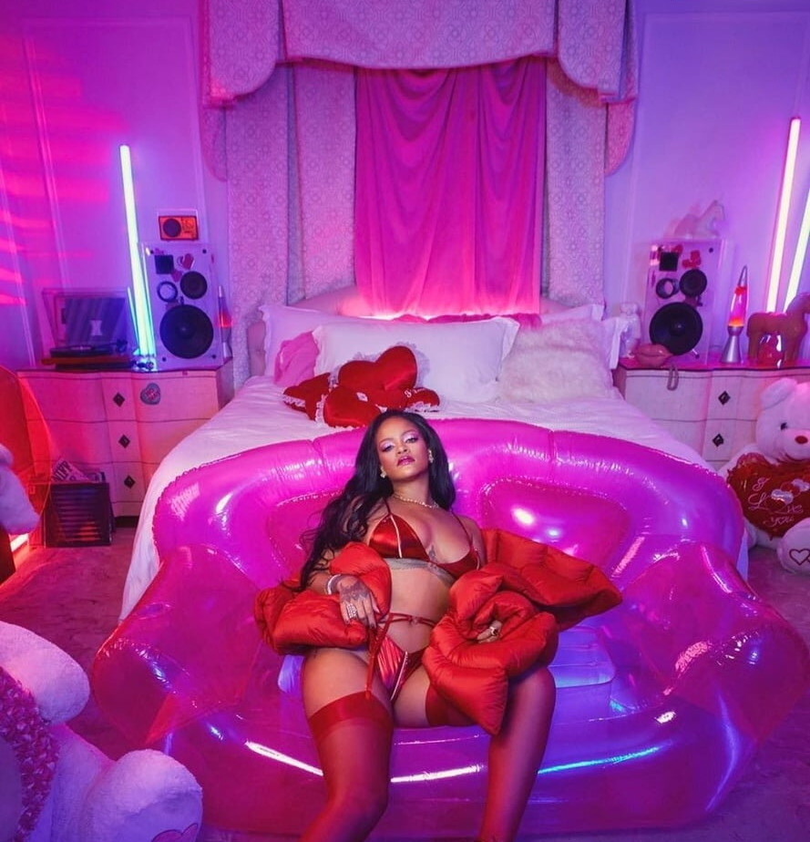 rihanna gallery photo #1427