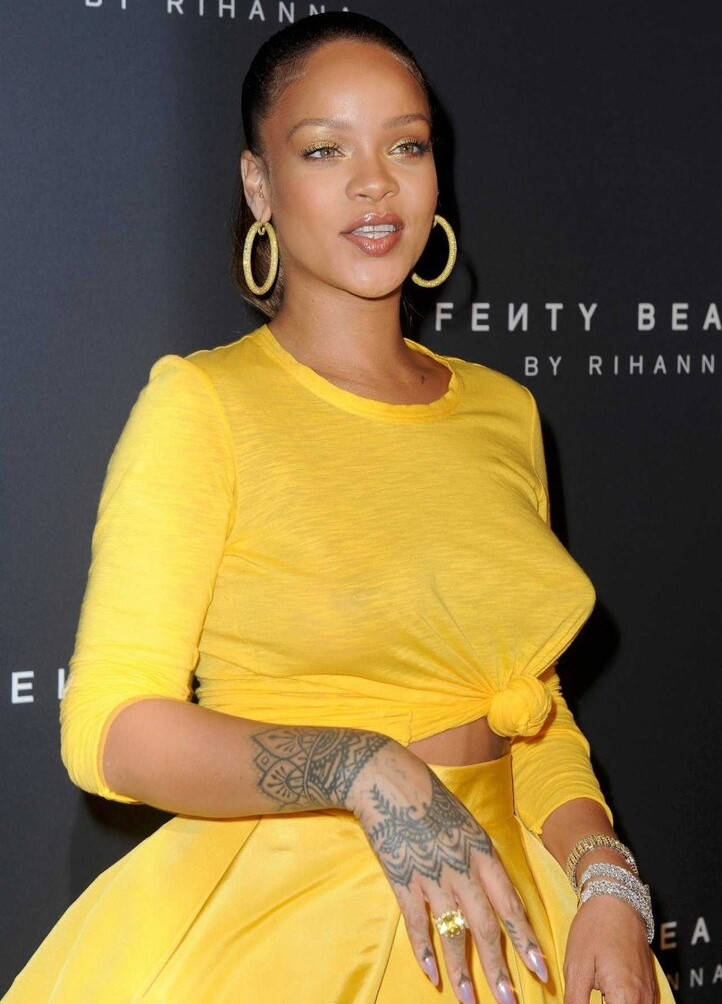 rihanna gallery photo #1438