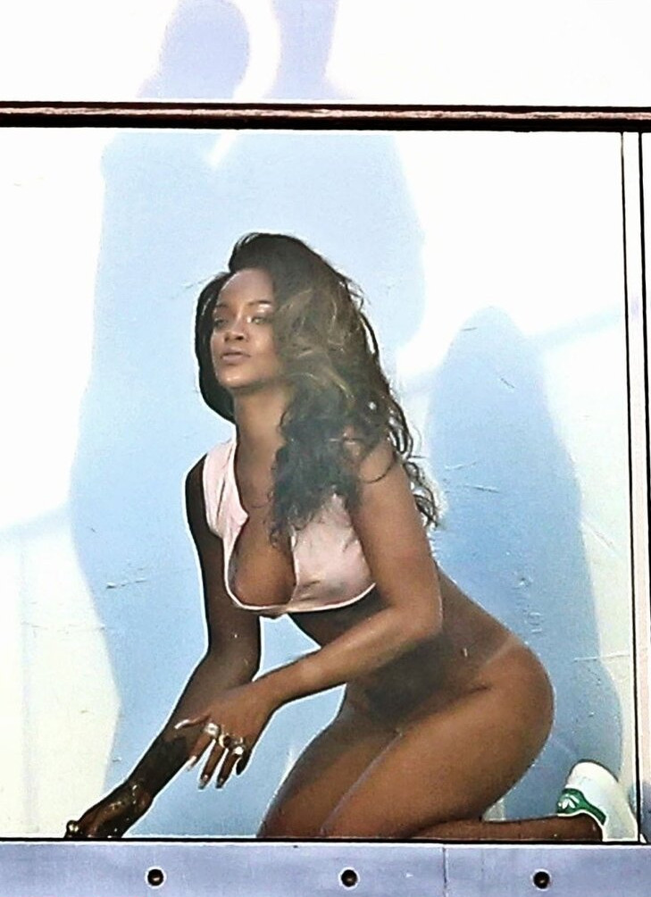 rihanna gallery photo #1483
