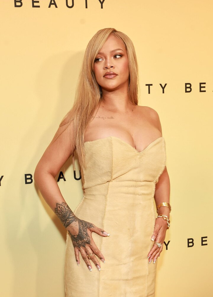 rihanna gallery photo #1551