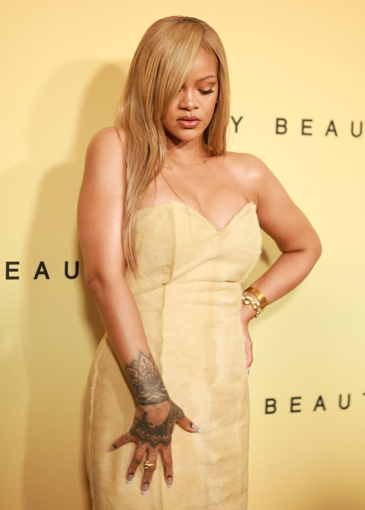 rihanna gallery photo #1566