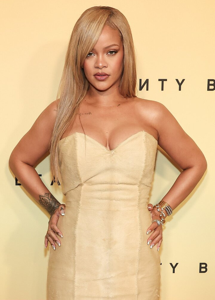 rihanna gallery photo #1576