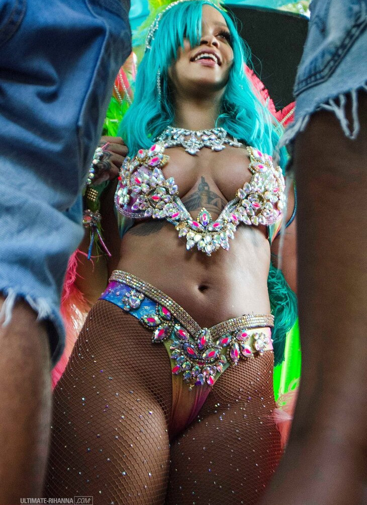 rihanna gallery photo #1613