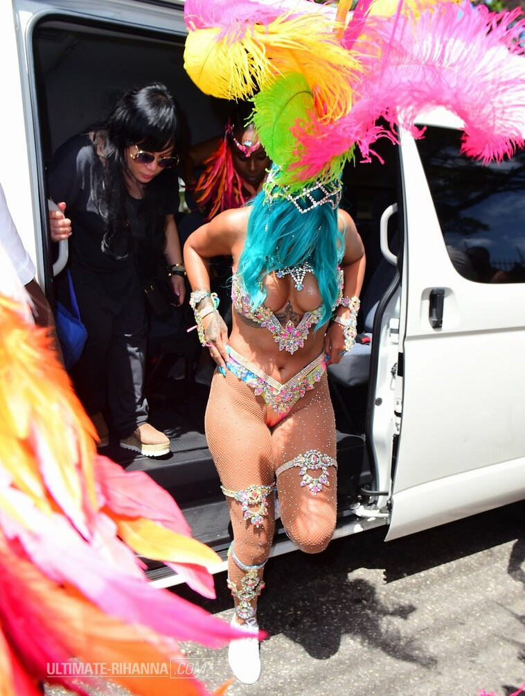 rihanna gallery photo #1624