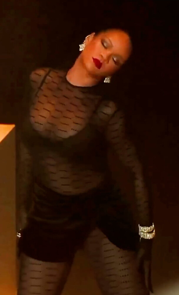 rihanna gallery photo #1674